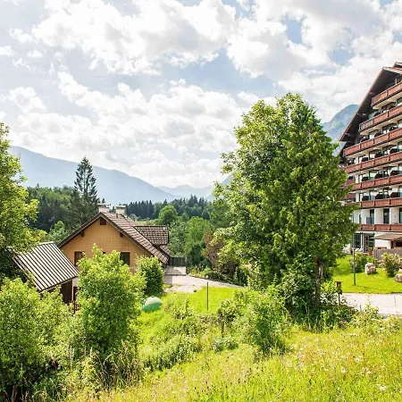شقة Stellar In Bad Goisern With Swimming Pool *